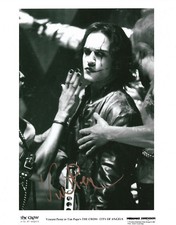 Vincent Perez "The Crow" autograph signed 20x25 cm picture B/W