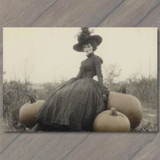 4x6" Victorian Woman with Jack-O’-Lanterns Pumpkins Halloween Vintage Style