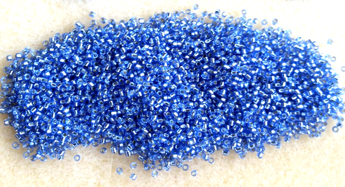 Matsuno High Quality size 15/0 Beads - Colour 43-SL - Sparkling Cornflower - Picture 2 of 5