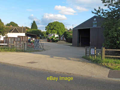 Foto 6x4 Vier Schwestern Farm Eingang Holton St Mary c2011