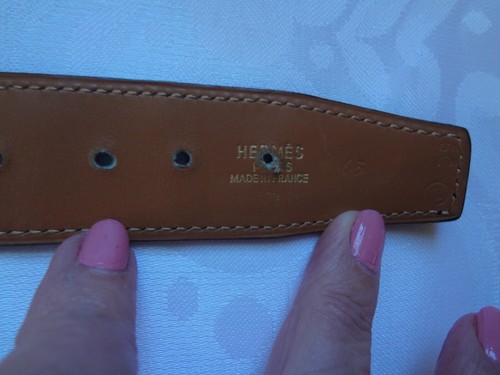 Cinturón de cuero de cocodrilo negro HERMES de colección para mujer con hebilla de metal tono dorado talla 65 (S) - Imagen 9 de 14