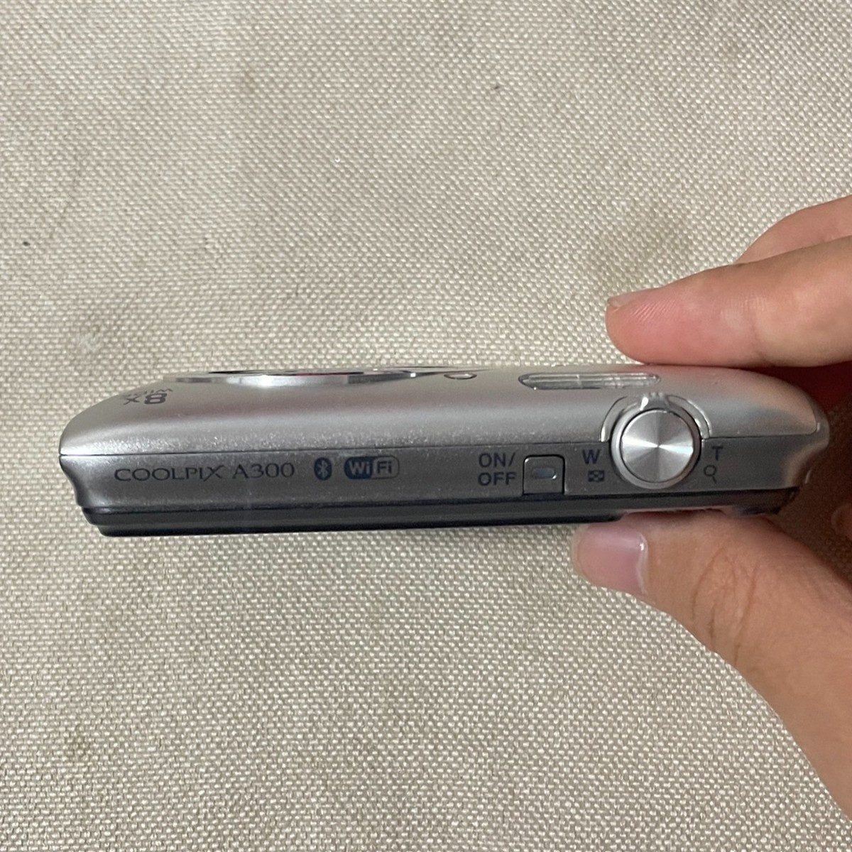 Nikon Coolpix A300 Digital Camera 20.1 MP 8x Optical Zoom Built-in