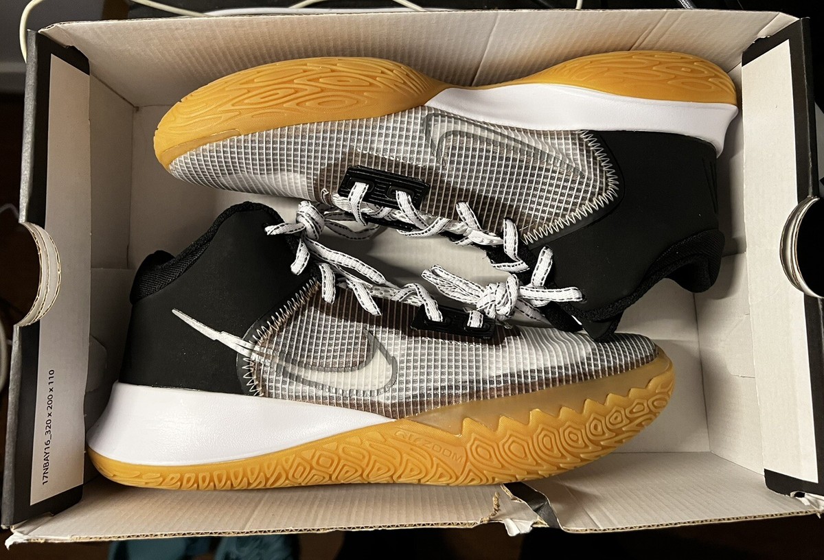 Size 7.5M - NEW Nike Kyrie Flytrap 4 