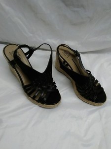 new directions platform sandals