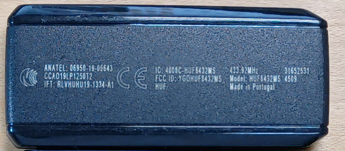 Genuine OEM Volvo Prox Remote YGOHUF8432MS RLVHUHU19-0972-1334-A1