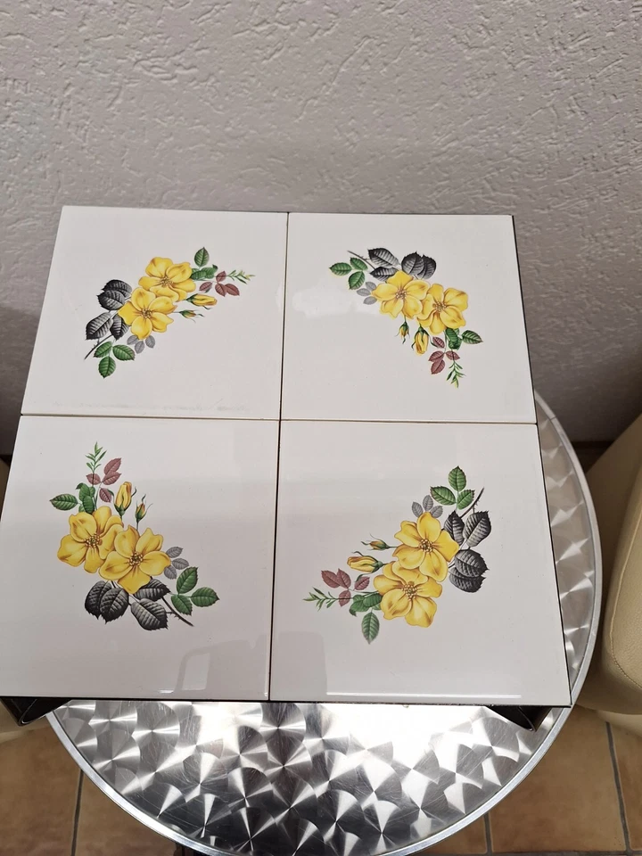 Blumenbank / Podest Metall-Fliesen, Restauriert, 30x30x34 - Bild 4 von 4