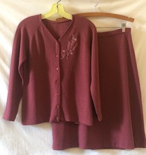 Vtg Womens M 2 Pc Skirt Set Cardigan Button Down Mauve Floral Embroidery Stretch