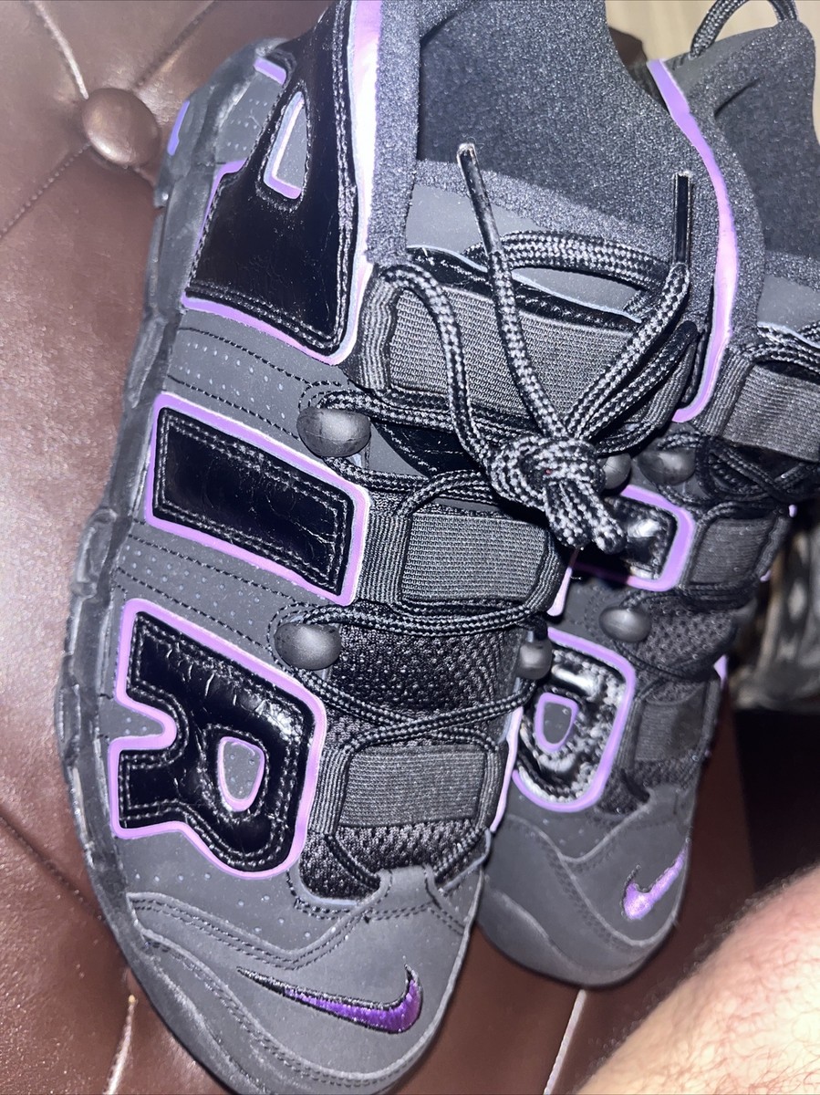 nike air more uptempo size 10.5
