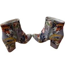 Nine West Floral Print Pointed Toe Block Heel Ankle Boots Womens Size 8.5M