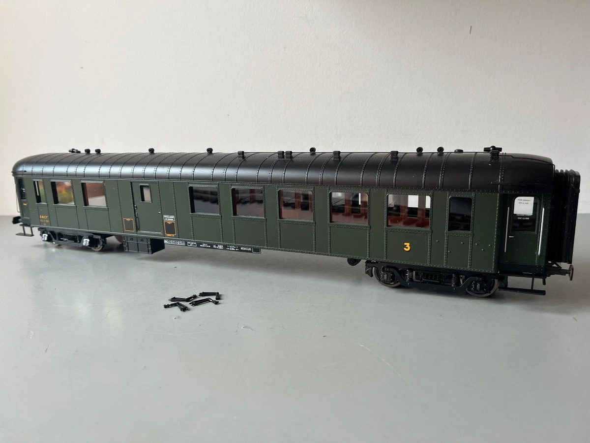 Florida East Coast GP9 locomotive in N scale 4201 | At a rec
