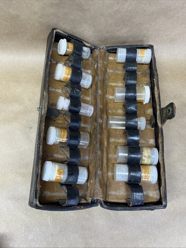 Antico Doctor's RX Medical Kit Farmacia Custodia da Viaggio in Pelle con Fiale Vuote - Foto 2 di 11