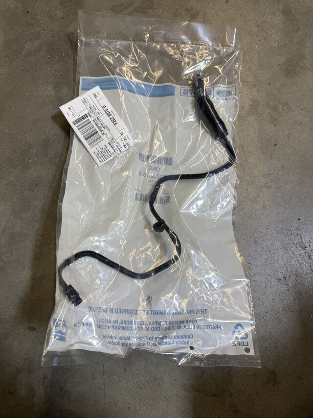 Genuine Ford Overflow Hose F2GZ-8075-B | F2GZ8075B | OE | Engine