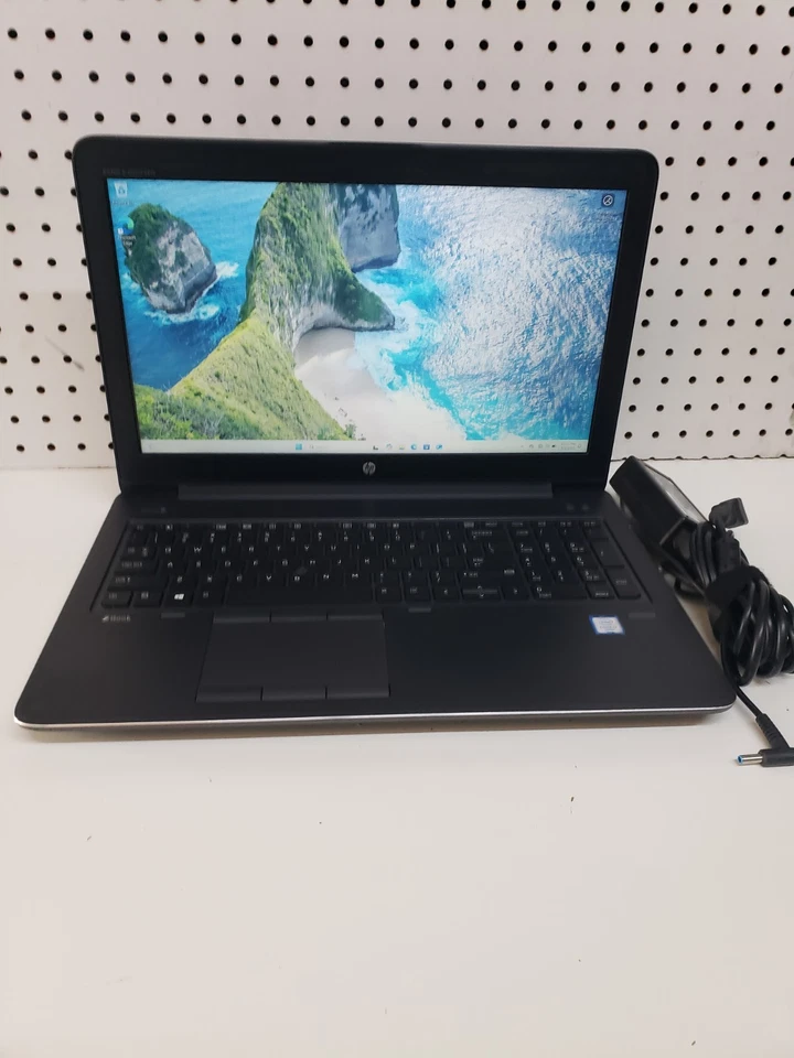 HP ZBook 15u G3  15.6" Intel Core i7-6500 @ 2.50GHz - 16GB RAM DDR4 500GB SSD, - Image 2 of 4