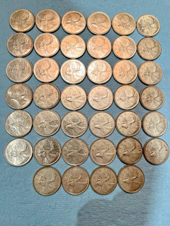 Roll of 40 1968 Canadian Quarters with 50% silver content total weight 232 gm