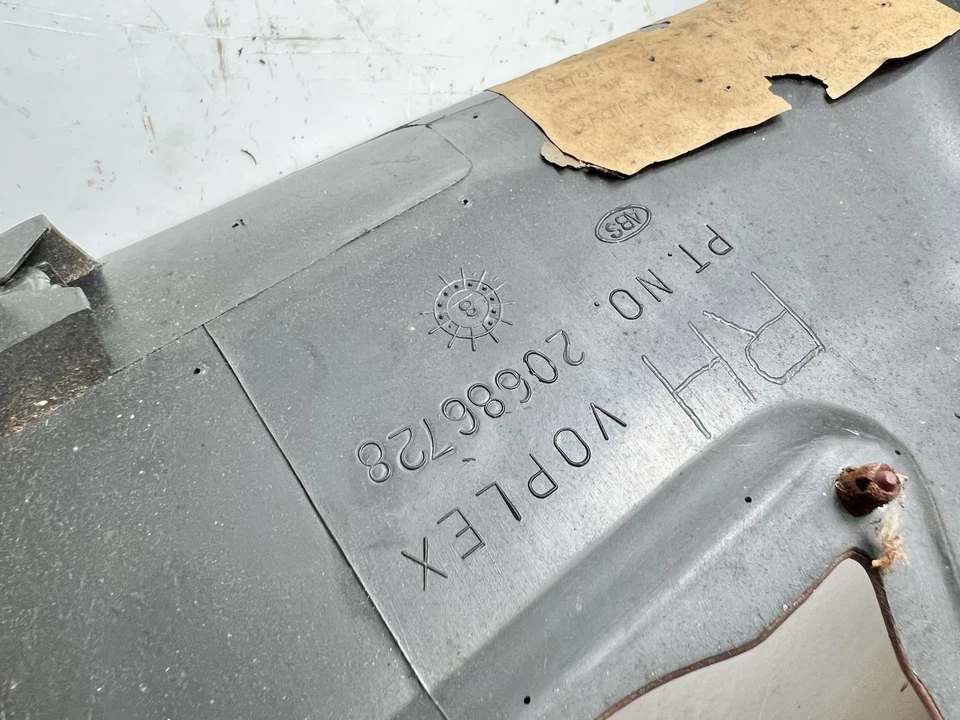 Buick Reatta 1988-1991 cupé pasajero derecho trasero panel de ajuste de vela superior rojo Burg Foto 3 de 4