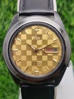 Vintage Seiko 5 7019 Automatic 21 Jewels Watch Japan