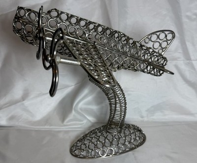 Circular Wire Metal Airplane Wings and Propellers Spin Abstract Desk As-is