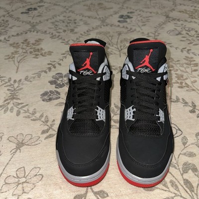 New In Box Air Jordan 4 Retro Breds Men's Size 11 Dead stock
