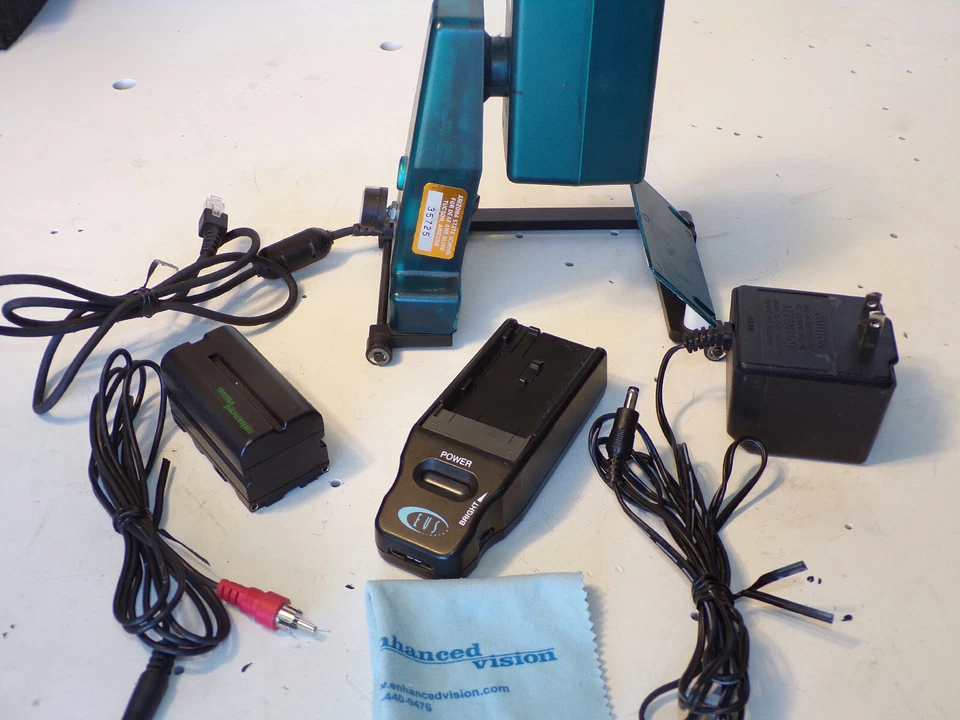 Used EVS FlipperPort 0400 Low Vision Magnifier Variable Zoom - Image 4 of 4