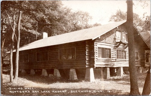 RPPC Postcard - Dining Hall, Ruttger's Bay Lake Resort, Deerwood, Minnesota
