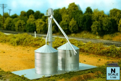 Rix Products 628-0708 N Guthrie Grain Bins w/ Elevator, Ladders, Chutes (Kit)