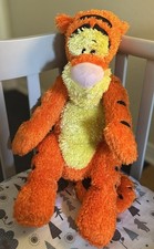 Disney Winnie The Pooh Tigger 2002 Mattel Fisher Price Plush Stuffed Toy 18  