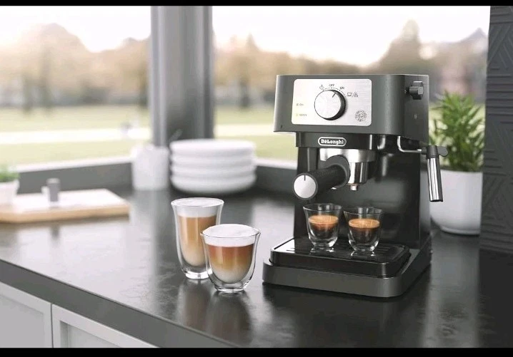 De'Longhi Stilosa Espresso Machine Latte Cappuccino Maker 15 Bar Pump Pressure
