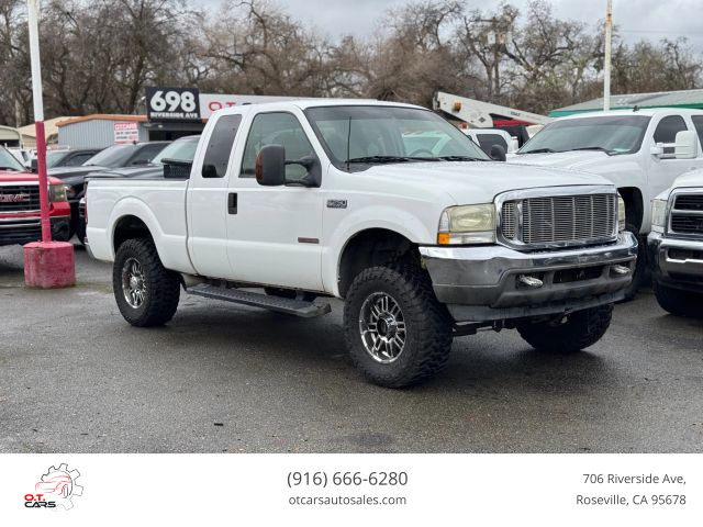 2004 Ford F-250 Super Duty Lariat Pickup 4D 6 3/4 ft