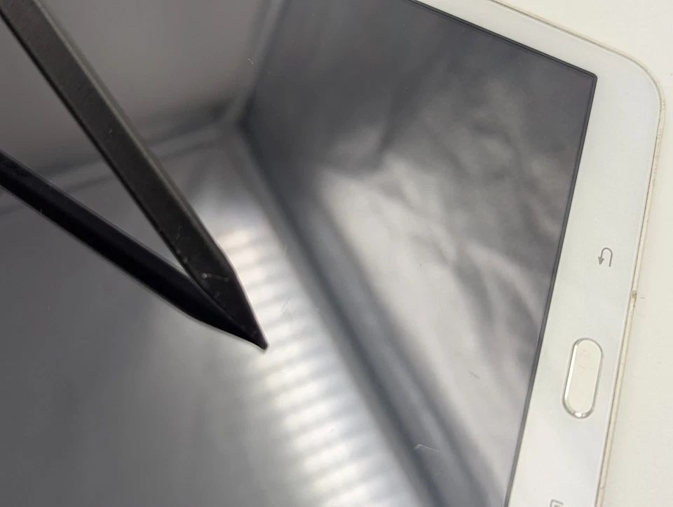 Samsung Galaxy Tab E 9,6" Pearl White 8GB WiFi Android Tablet T560 - Bild 4 von 4