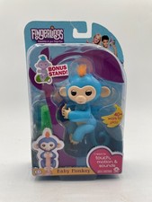 New Fingerlings BORIS Blue Orange Hair Toy Finger Monkey Bonus Stand