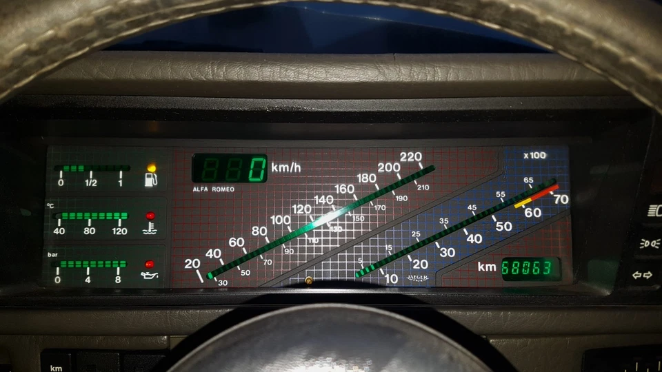 Alfa Romeo 90 Super V6 2.5L Busso Suit Parts Repair. Low KM. Running. Driving. - image 3 of 4