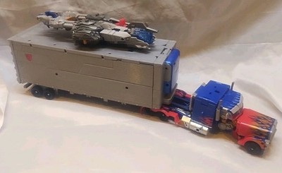 2011 Transformers Dark Of The Moon DOTM Ultimate Optimus Prime Works no doors