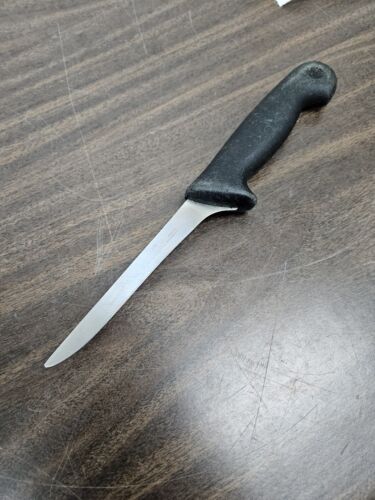 J.A. Henckels Solingen GermanBoning Knife Fine 32202-140mm (5") Filet
