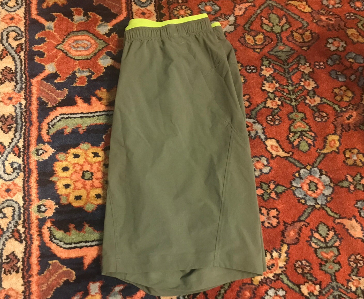 Arcteryx Aptin Shorts, Medium, Dark Green, Rare, Excellent Condition image 8