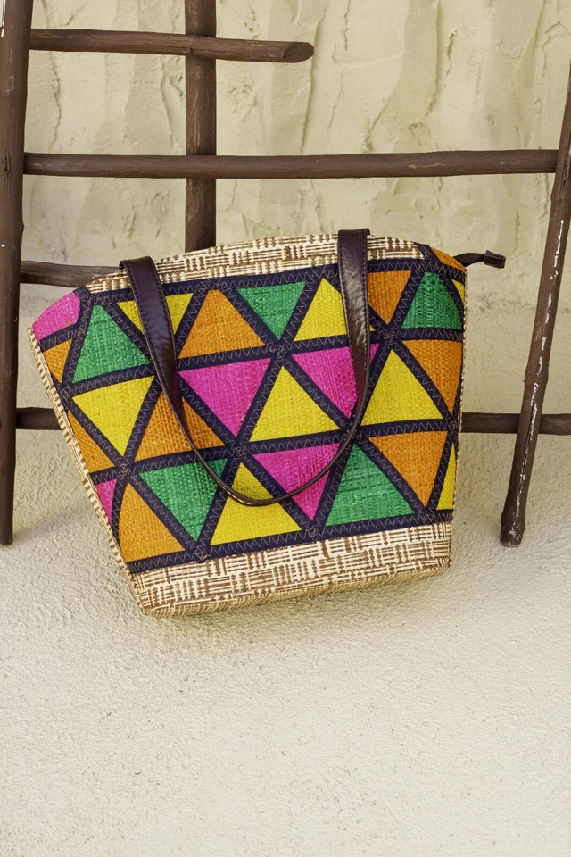 Natural straw bag handmade from northeastern Brazil - Image 2 of 4