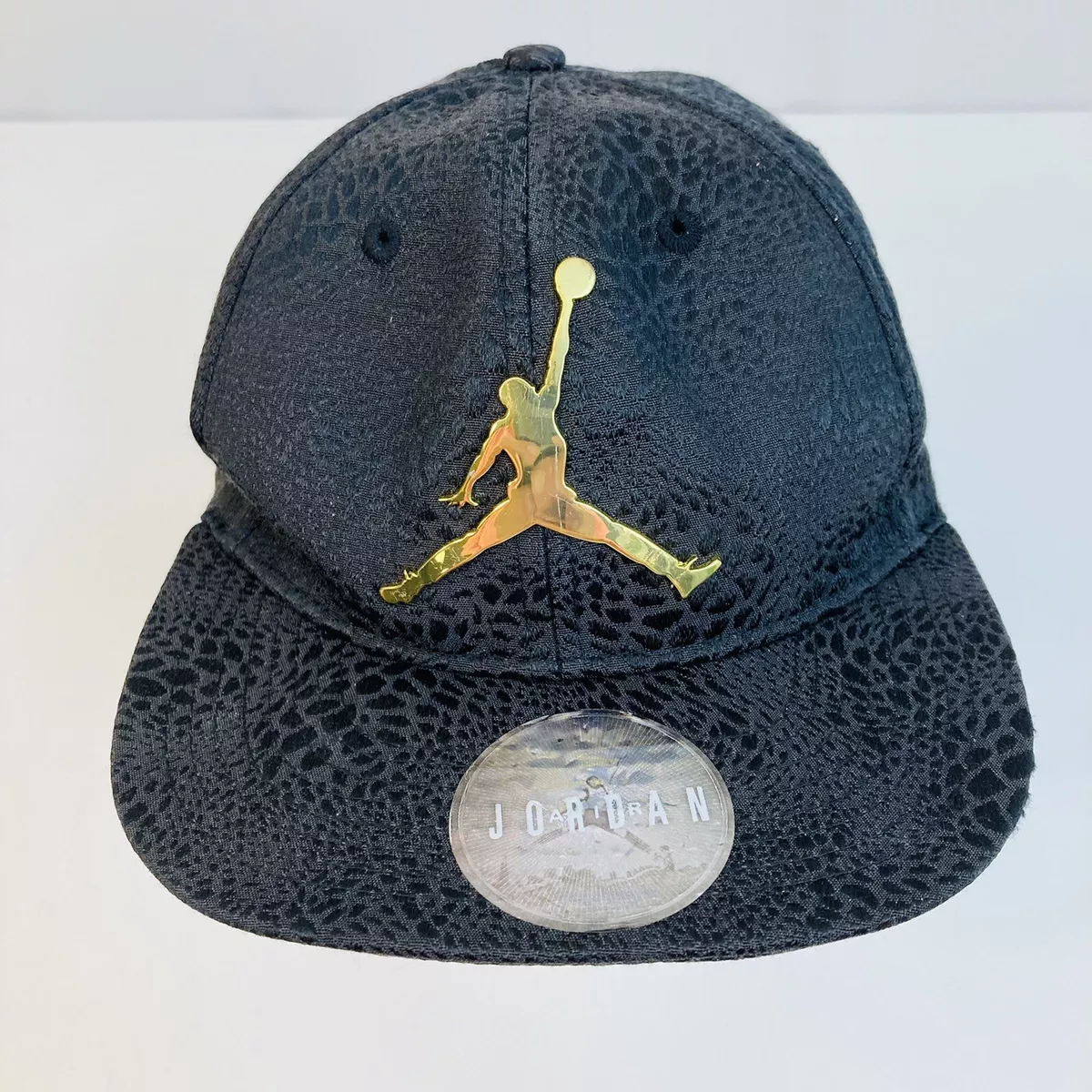 Jordan cap black gold cheap