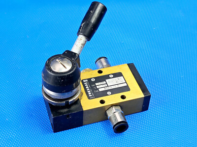 PNEUMAX VALVE DISTRIBUTEUR Wegeventil 214/2.32.5