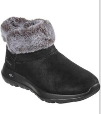 Skechers Womens Size 8 Boots Go Walk Air Cooled Goga Mat Black Walking Faux Fur
