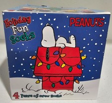 Peanuts Snoopy Christmas Holiday Crew Socks 4 Pack Box Set - New Damaged Box