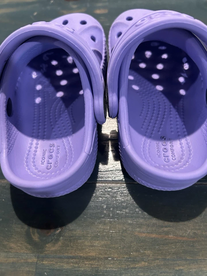 Sandalias zuecos Crocs Baya niños talla C 5 púrpura Foto 3 de 4