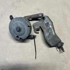 1983 VOLVO 240 Throttle Linkage Set 2.3 Engine Cable Connect. OEM