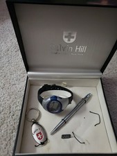 Calvin Hill Men’s Gift Set 2001 World Series Watch Keychain And Pen Excellent 