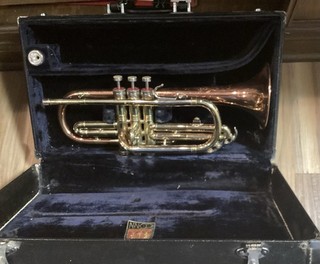 VINTAGE TWO TONE CONN DIRECTOR SHOOTING STARS TRUMPET USA CASE 1961
