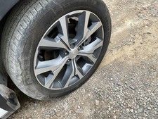 Used Wheel Fits 2020 Hyundai Palisade 20x7-12 Alloy 5 Y Spoke Machined Face Gr