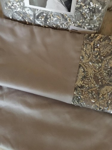 NUEVA FUNDA DE ALMOHADA KYLIE MINOGUE ALEXA LENTEJUELAS EDICIÓN LIMITADA 1x COMPLETAMENTE AGOTADA - Imagen 5 de 11