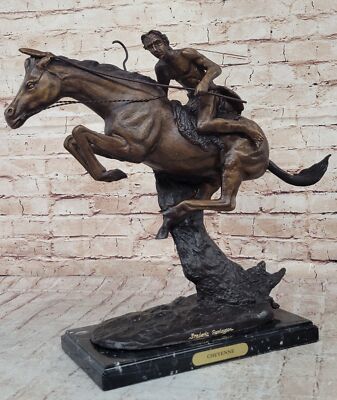 Cheyenne Von Frederic Remington Solid Messingskulptur Statue Unterzeichnet Fast