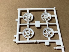 1 25 scale model parts 32 Ford 5 Window Coupe F/R Inner Wheels No Box