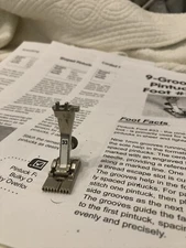 Bernina Presser Foot #33 Pintucking 9 Groove - Old Style?  Fits My 1130 And 1230