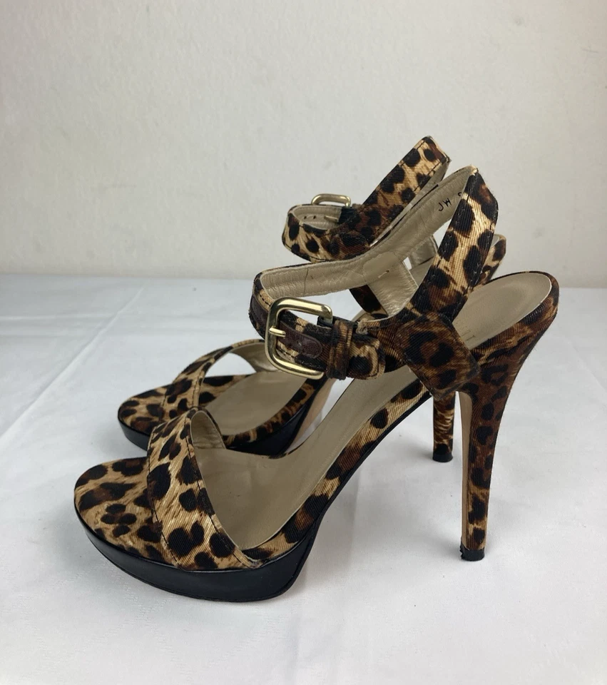 Sandalia de aguja con plataforma Stuart Weitzman para mujer talla 9,5 M marrón leopardo nailon Foto 2 de 4