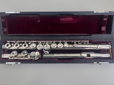 Yamaha YFL-261S Flute Silver Plated Open-Hole Design + Case